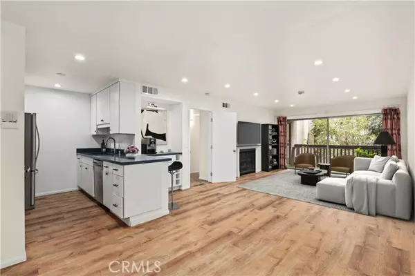 5202 Raintree Circle, Culver City, CA 90230