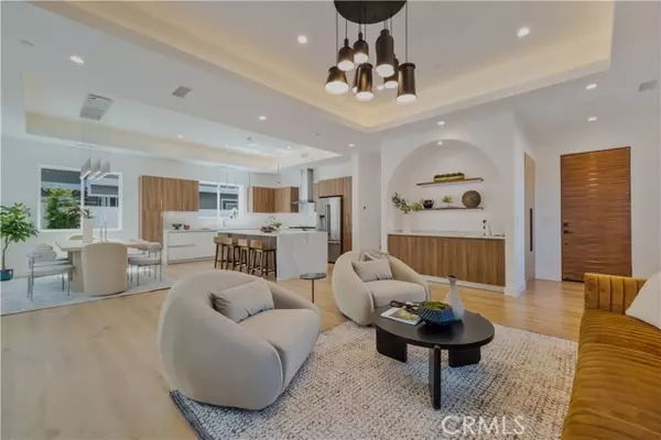 Redondo Beach, CA 90278,2212 Gates Avenue