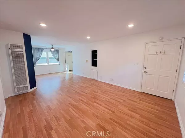 Los Angeles, CA 90016,5835 Bowcroft Street