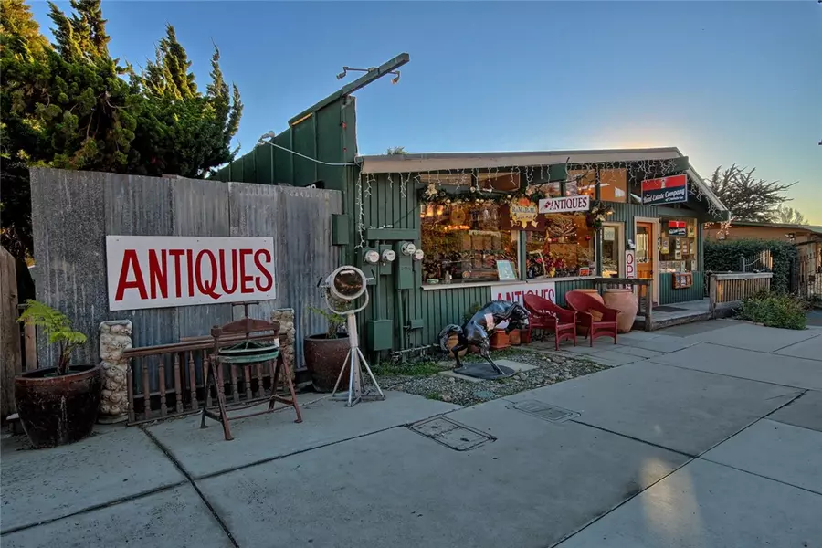 2086 Main Street, Cambria, CA 93428