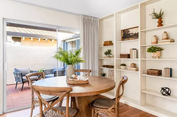 San Luis Obispo, CA 93401,22 Vista Lane