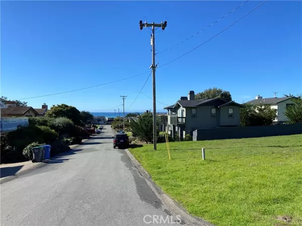 395 Ivar Street, Cambria, CA 93428