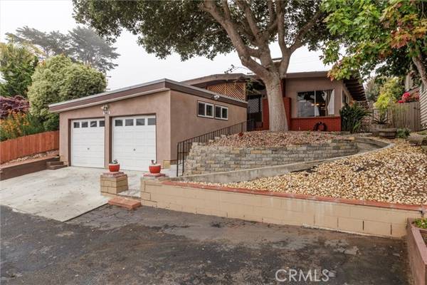 948 Marina Street, Morro Bay, CA 93442