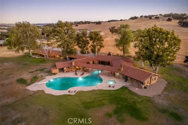 5165 Estrella Road, Paso Robles, CA 93446