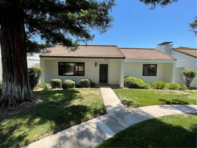 1935 West Santa Ana Avenue, Fresno, CA 93705