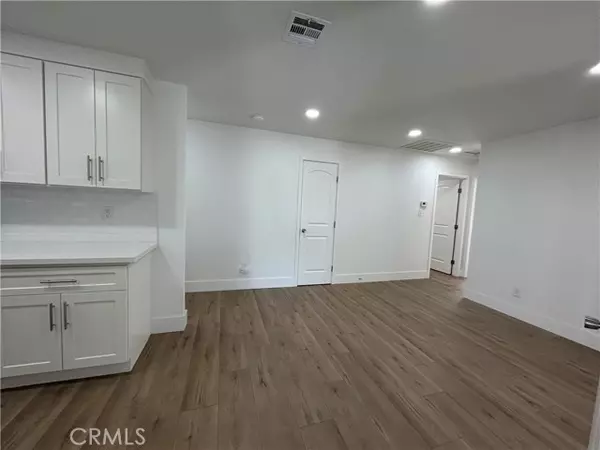 Fresno, CA 93705,4252 North Holt Avenue