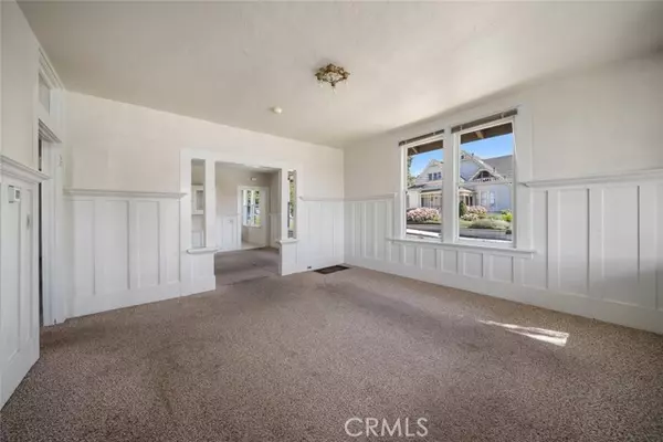 San Luis Obispo, CA 93401,879 Johnson Avenue