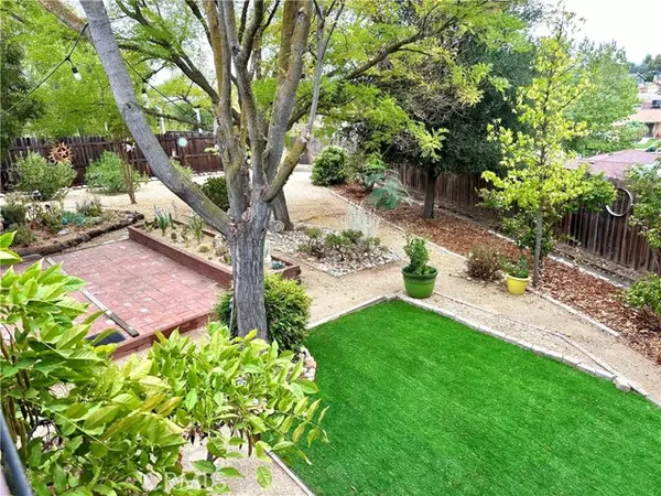 Paso Robles, CA 93446,1024 Rachel