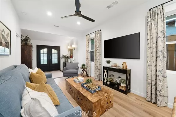 Paso Robles, CA 93446,442 Oak Street