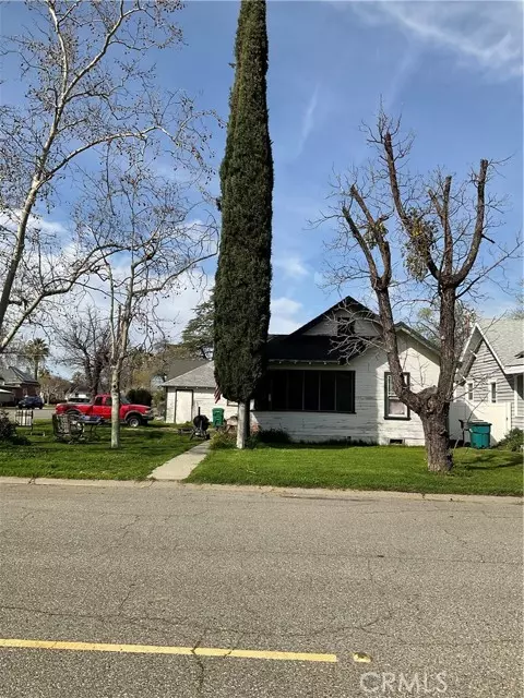1011 East Street, Corning, CA 96021