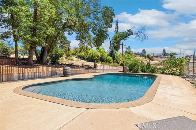 Paradise, CA 95969,520 Fir St.