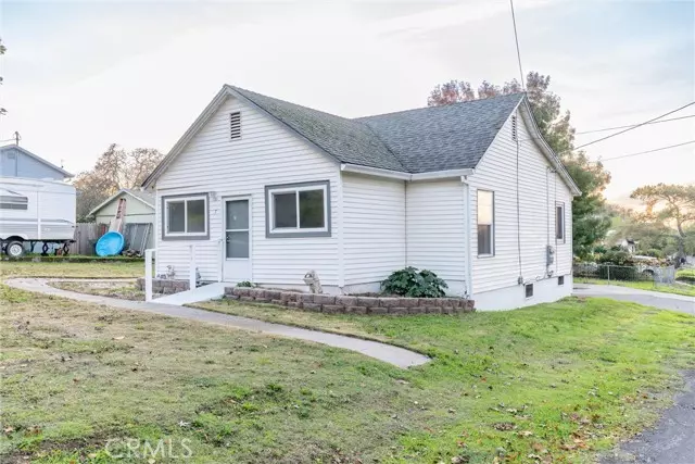 Oroville, CA 95966,7 Acacia Avenue