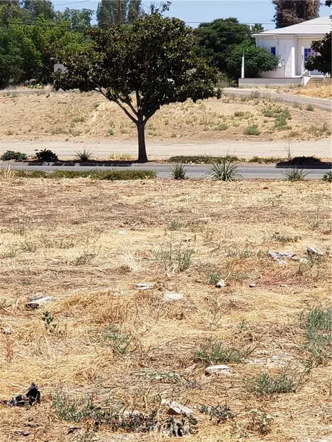 Lake Elsinore, CA 92530,7 Main St