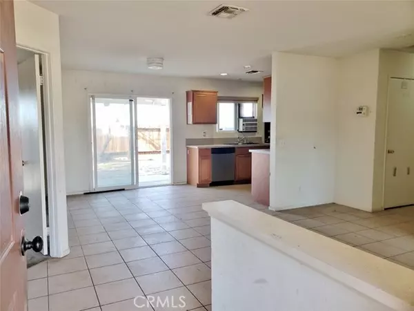 29 Palms, CA 92277,73444 Friendy Avenue