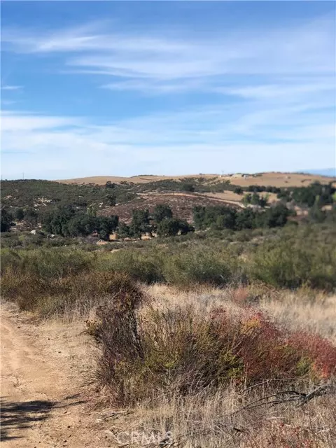29 Rocky Knoll Road, Hemet, CA 92544