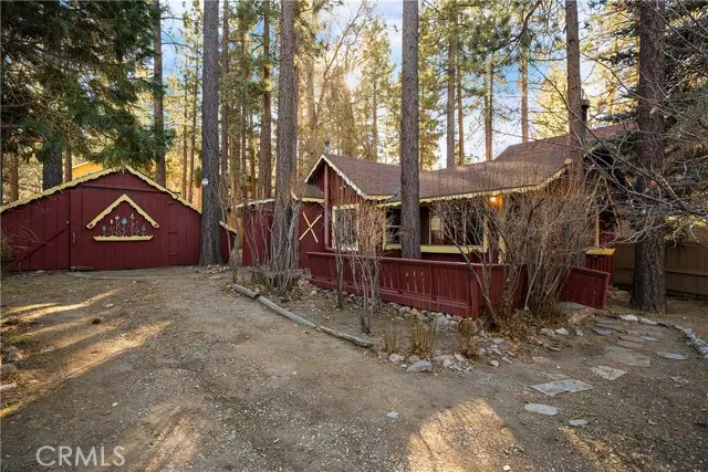 336 East Country Club Boulevard, Big Bear, CA 92314