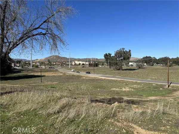 Lake Elsinore, CA 92532,0 Dexter Avenue