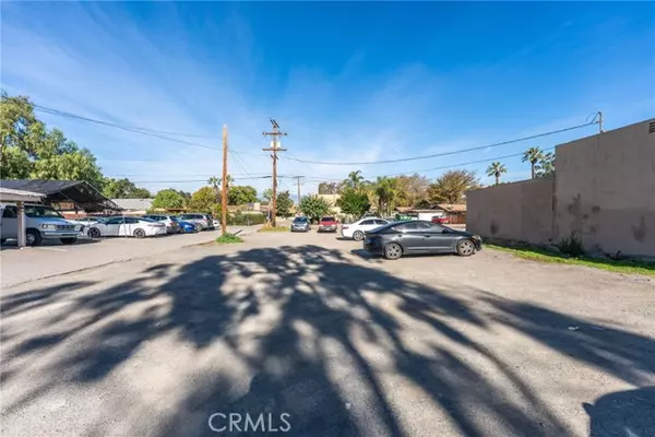 Corona, CA 92879,0 6th