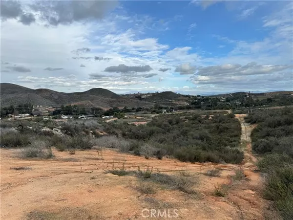 Menifee, CA 92584,17 Orange