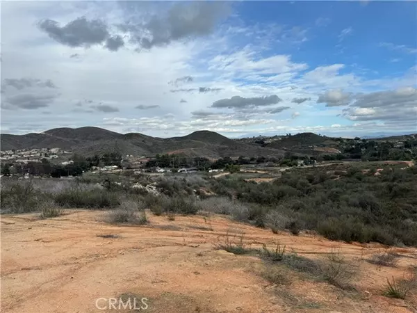 Menifee, CA 92584,22 Orange