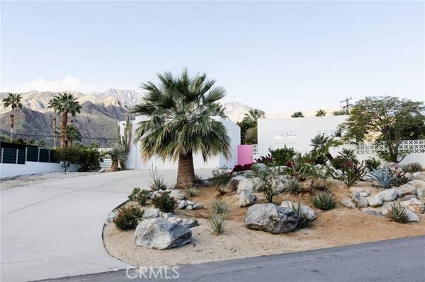 2723 North Junipero Avenue, Palm Springs, CA 92262