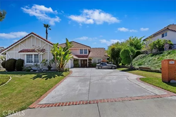 Anaheim Hills, CA 92807,550 South Avenida Faro