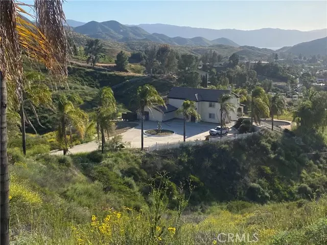 30800 Sorrel Lane, Canyon Lake, CA 92587