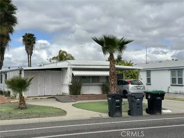 809 South Palm Avenue, Hemet, CA 92543