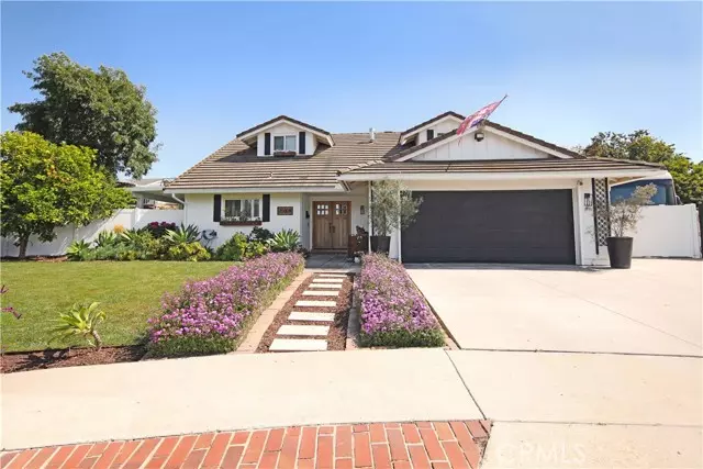 25009 Mackenzie Street, Laguna Hills, CA 92653