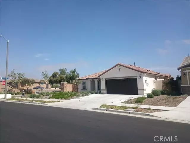 510 Farmstead Street, Hemet, CA 92543