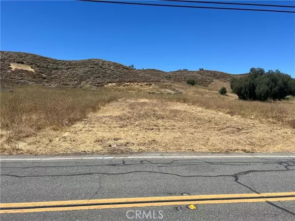 Lake Elsinore, CA 92530,0 Strickland