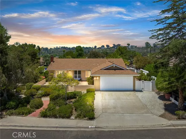 724 Appleridge Drive, Encinitas, CA 92024