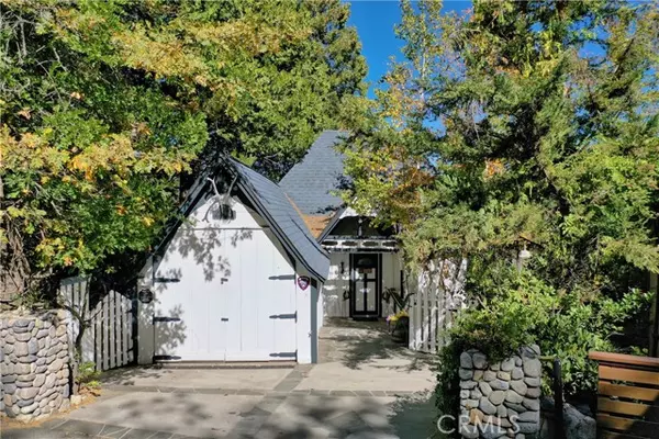 197 Rocky Point Road, Lake Arrowhead, CA 92352