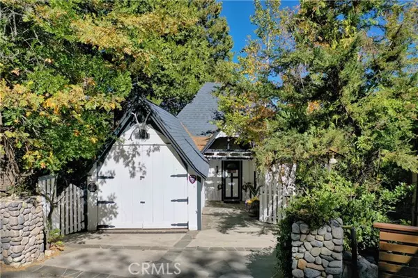 197 Rocky Point Road, Lake Arrowhead, CA 92352