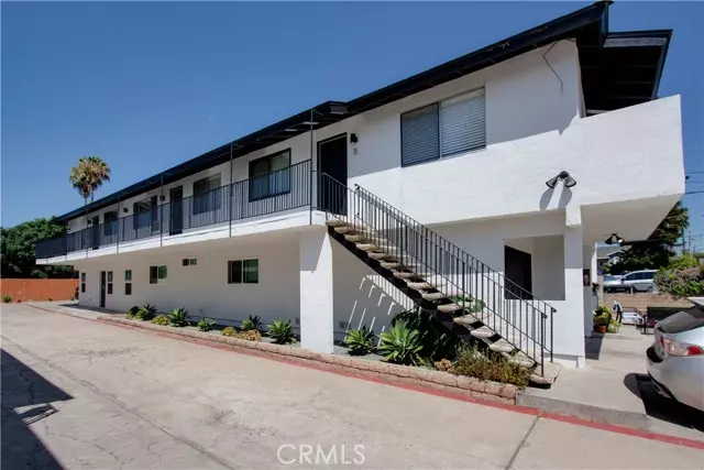 Vista, CA 92084,226 North Citrus Avenue