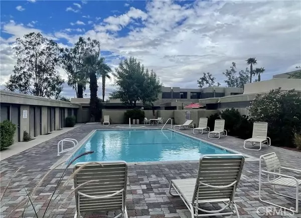 425 Bradshaw Lane, Palm Springs, CA 92262