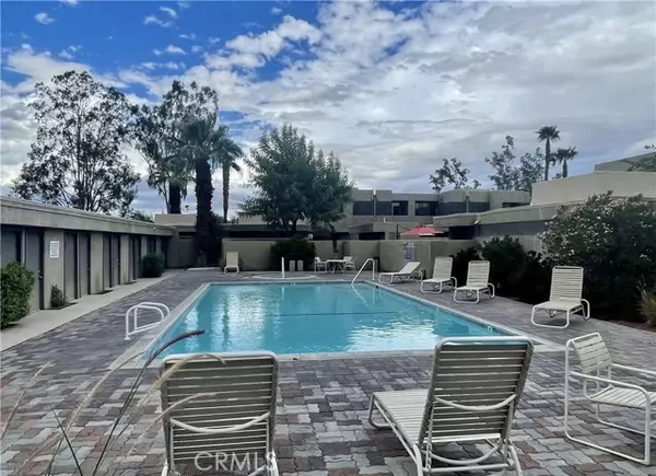 425 Bradshaw Lane, Palm Springs, CA 92262