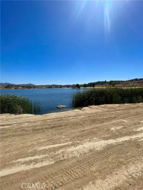 Aguanga, CA 92536,369 Lakeshore