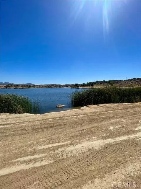 Aguanga, CA 92536,369 Lakeshore