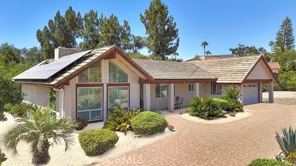 10700 Meadow Glen East Way, Escondido, CA 92026