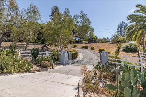 1581 Sycamore Drive, Fallbrook, CA 92028