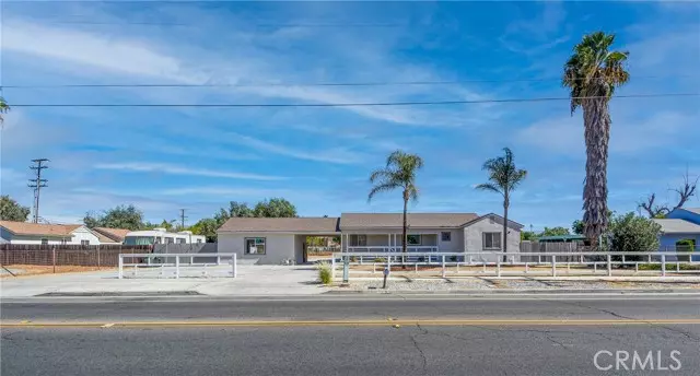 Hemet, CA 92543,248 North Palm Avenue