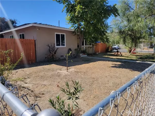 Hemet, CA 92543,803 East Mayberry Avenue