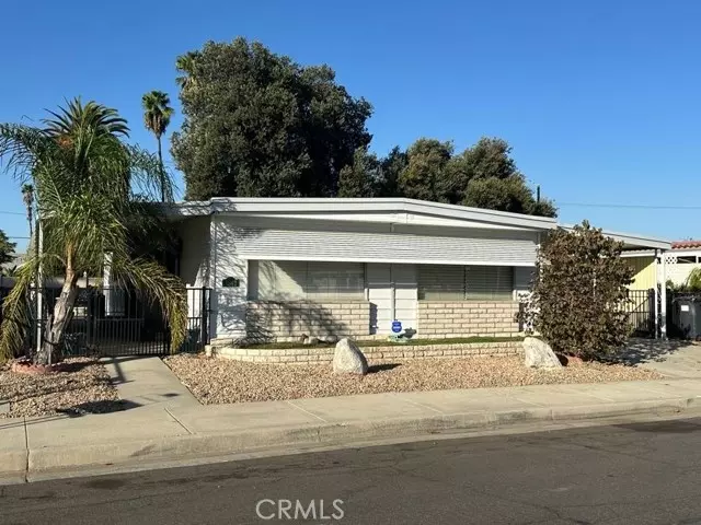 1542 Carlotta Drive, Hemet, CA 92543