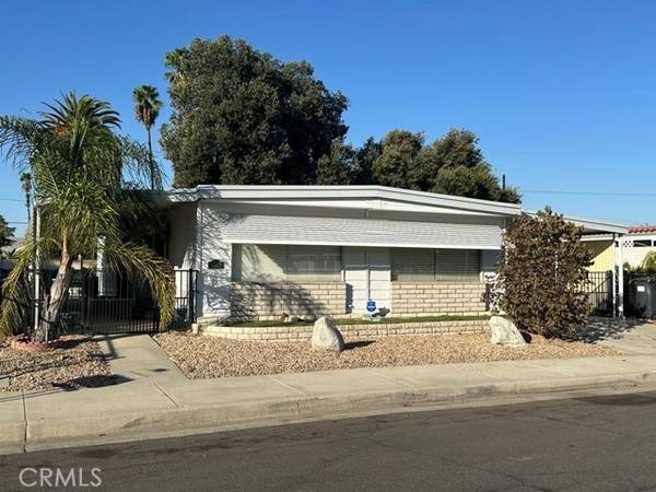 1542 Carlotta Drive, Hemet, CA 92543