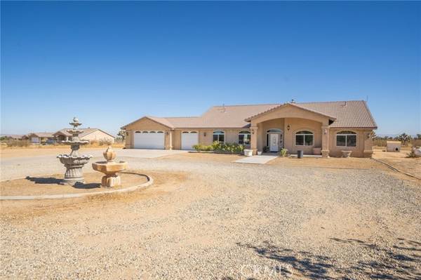 13325 Smith Road, Phelan, CA 92371