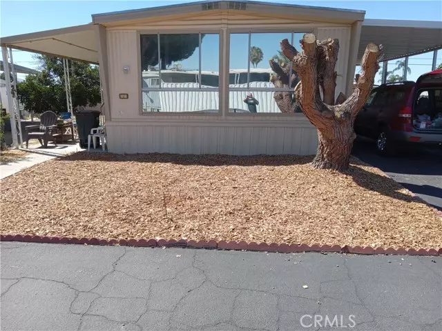 Hemet, CA 92543,332 North Lyon #17 Avenue