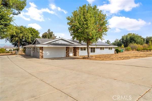 28736 Warren Road, Hemet, CA 92545