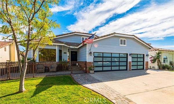 22535 West San Joaquin Drive, Canyon Lake, CA 92587