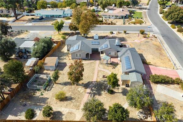 3245 Vista Way, Hemet, CA 92544